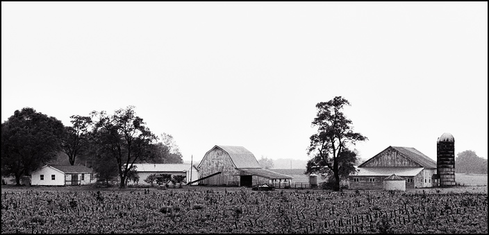 Photograph of an Indiana farm shot on Ilford FP4 film scannedwith a Nikon LS-8000ED film scanner.